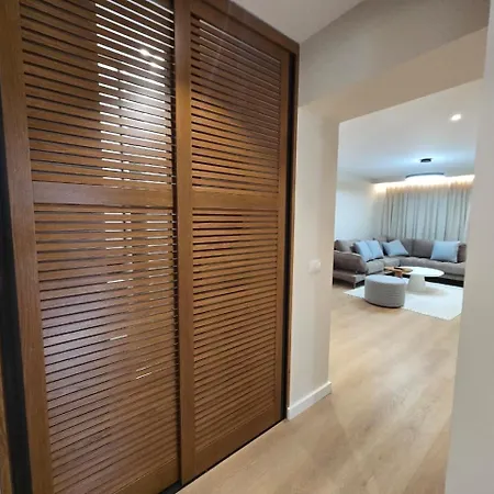 Elite Apartment *
